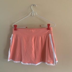 Nike tennis skirt with compression